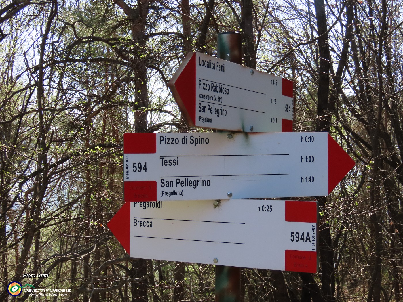 53 Dieci minuti di salita alla cima del Pizzo di Spino.JPG